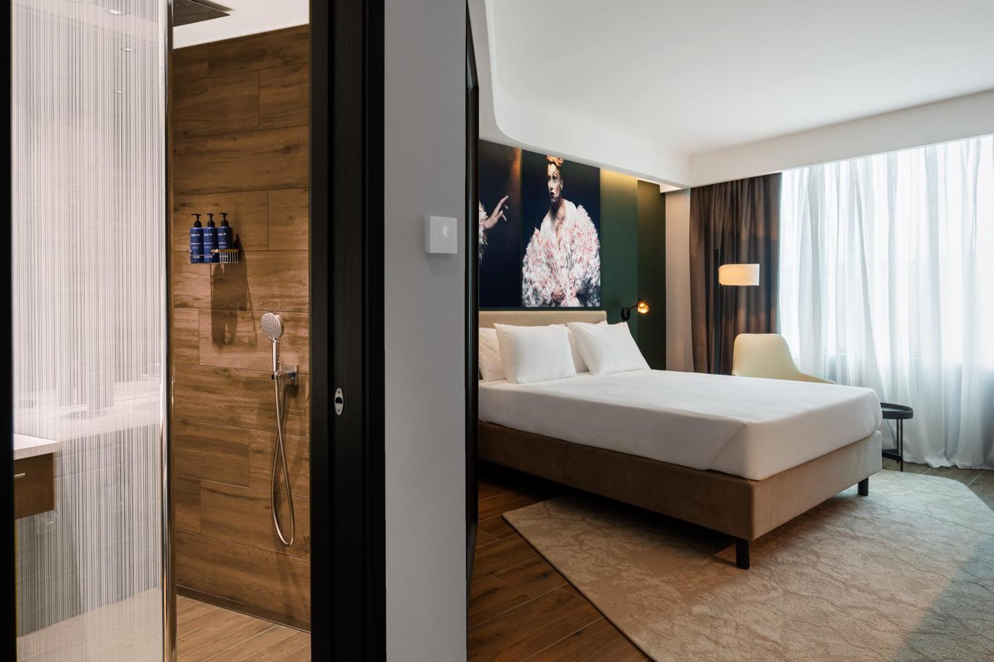 Radisson Blu Hotel, Bergamo Choruslife Exterior photo